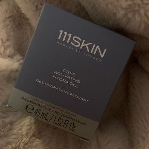 111Skin Cryo Activating Hydra Gel